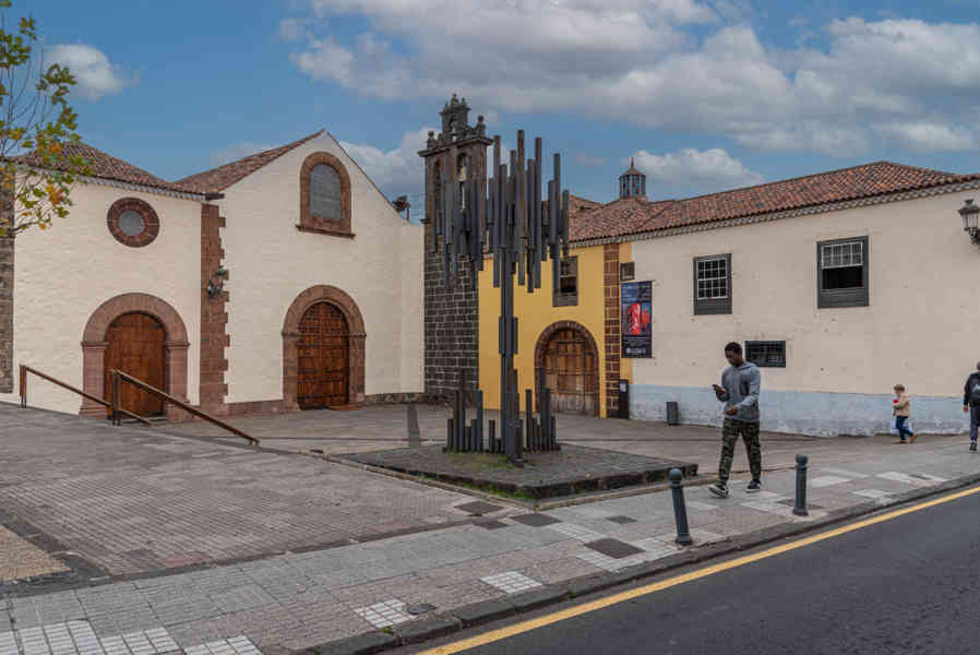 Tenerife 097 - San Cristóbal de La Laguna - ex convento e iglesia de Santo Domingo de Guzmán.jpg